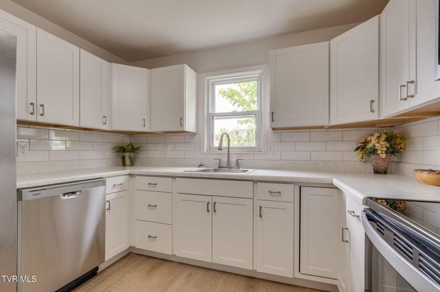 413 Colorado Street, Johnson City, TN 37601