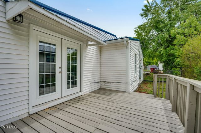 413 Colorado Street, Johnson City, TN 37601