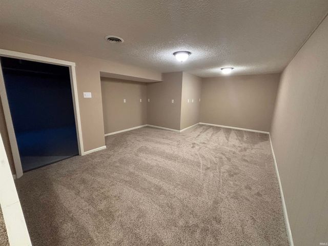 3718 Spruce Drive, Fort Wayne, IN 46809