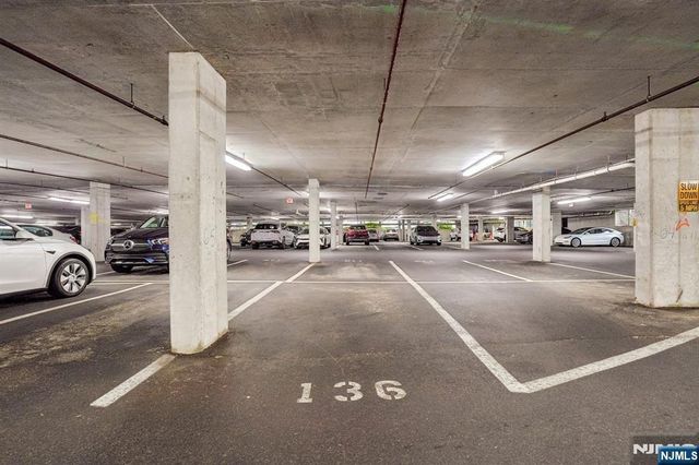 1215 Hudson Park, Edgewater, NJ 07020