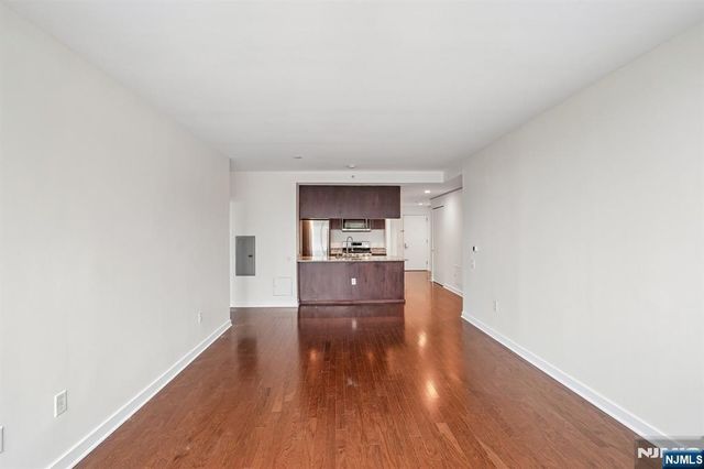 1215 Hudson Park, Edgewater, NJ 07020