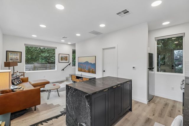 1406 Camelot CIR 2, Austin, TX 78745