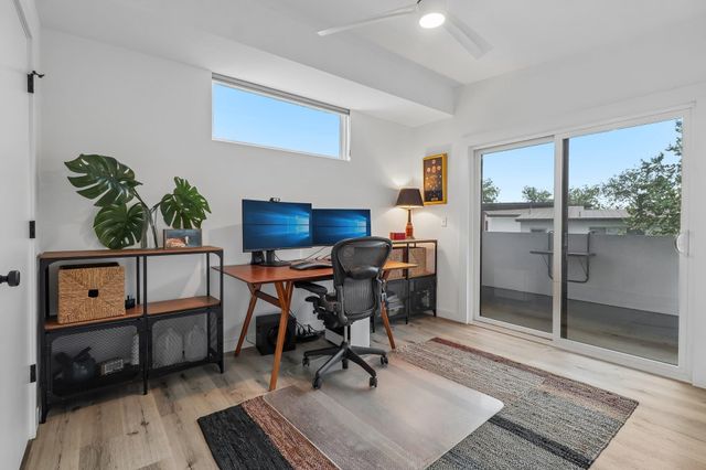 1406 Camelot CIR 2, Austin, TX 78745