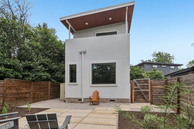 1406 Camelot CIR 2, Austin, TX 78745