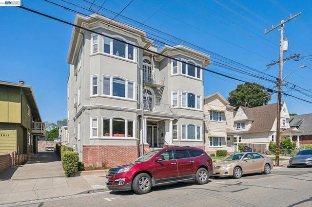 2021 Clinton Ave, Alameda, CA 94501