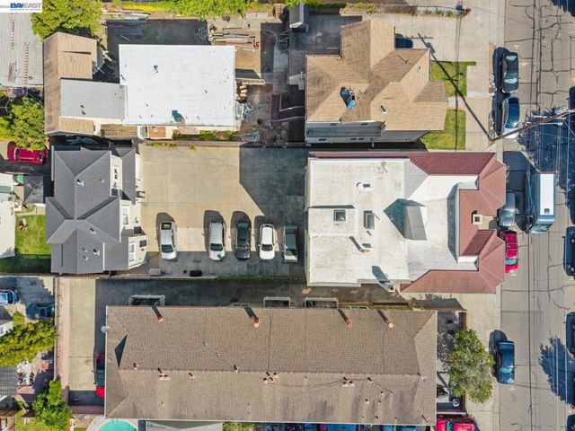 2021 Clinton Ave, Alameda, CA 94501
