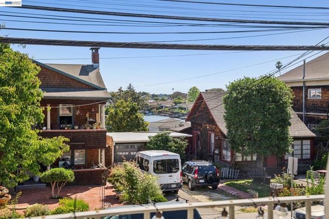 2021 Clinton Ave, Alameda, CA 94501