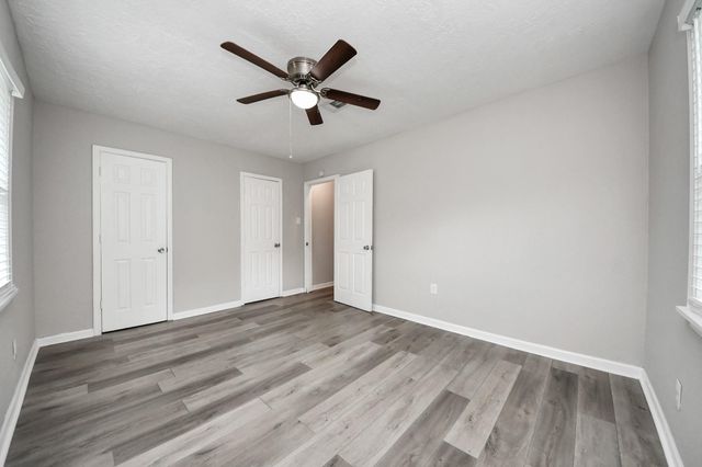 1026 16th Avenue N, Texas City, TX 77590