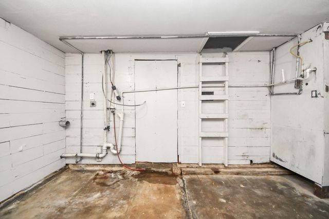 1026 16th Avenue N, Texas City, TX 77590