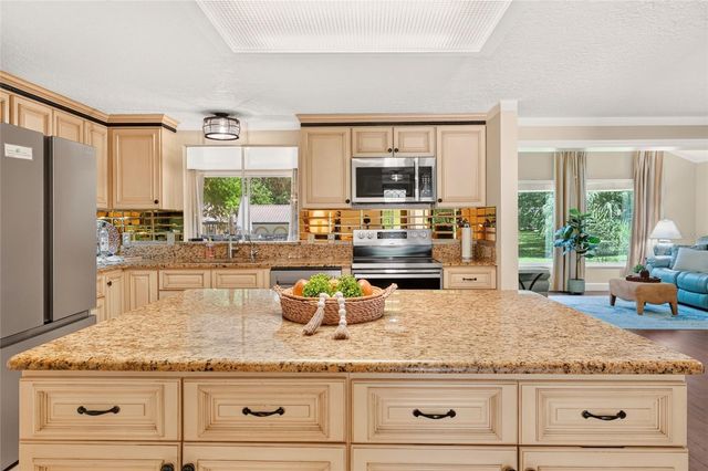 5 HICKORY HEAD HAMMOCK, The Villages, FL 32159