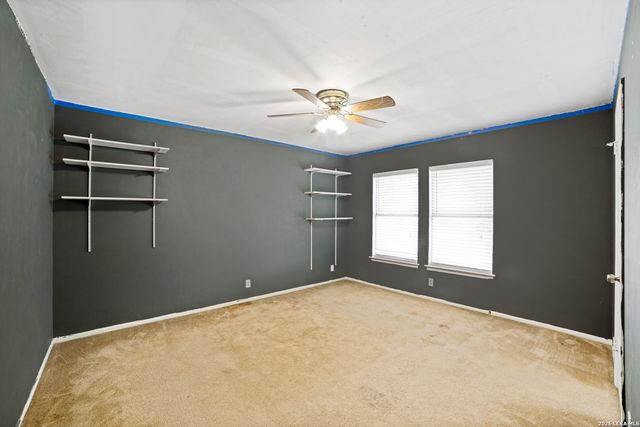 9818 KENBRIDGE DR, San Antonio, TX 78250