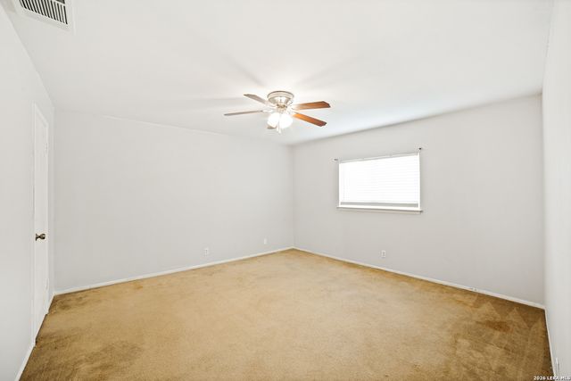 9818 KENBRIDGE DR, San Antonio, TX 78250