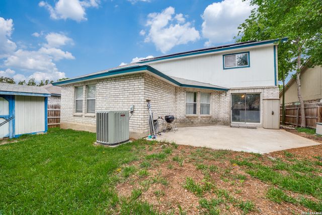 9818 KENBRIDGE DR, San Antonio, TX 78250