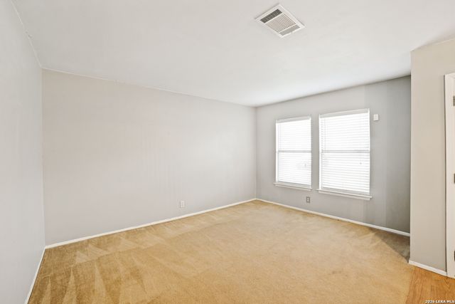 9818 KENBRIDGE DR, San Antonio, TX 78250