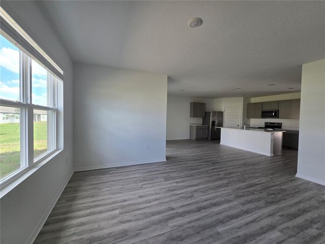 231 TAYLOR GROVES STREET, Lake Wales, FL 33898