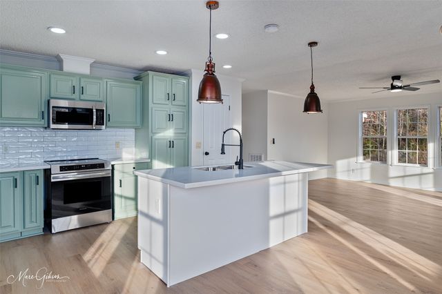 5460 Chuck A Drive, Shreveport, LA 71129