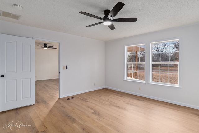 5460 Chuck A Drive, Shreveport, LA 71129