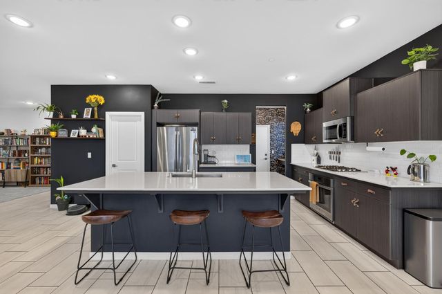 4113 Sussex Avenue, Clovis, CA 93619