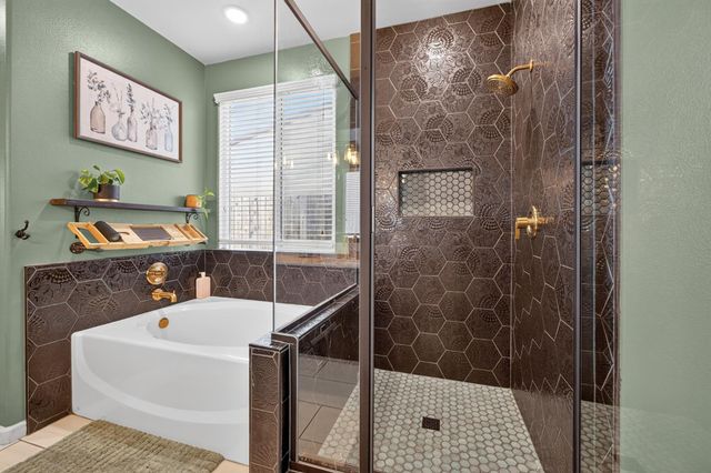 4113 Sussex Avenue, Clovis, CA 93619