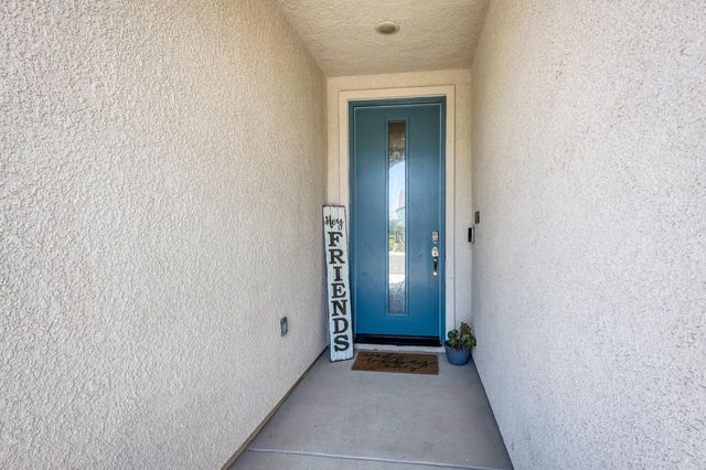 4113 Sussex Avenue, Clovis, CA 93619