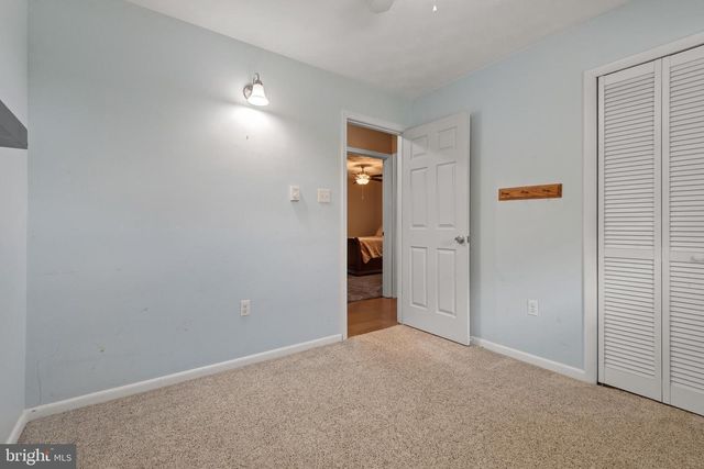 52 THORNWOOD RD, Harrisburg, PA 17112