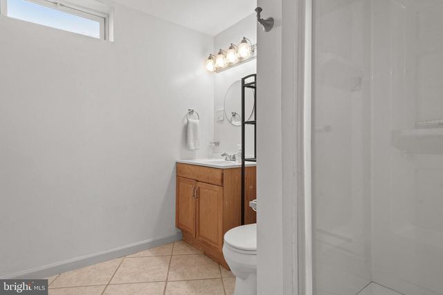 52 THORNWOOD RD, Harrisburg, PA 17112