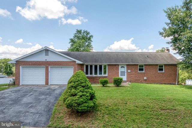 52 THORNWOOD RD, Harrisburg, PA 17112