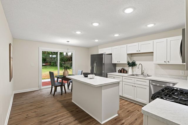 8145 Mount Curve Boulevard, Brooklyn Park, MN 55445