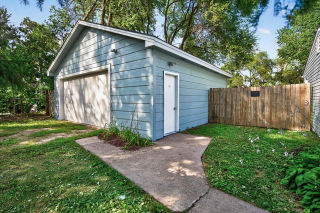 8145 Mount Curve Boulevard, Brooklyn Park, MN 55445