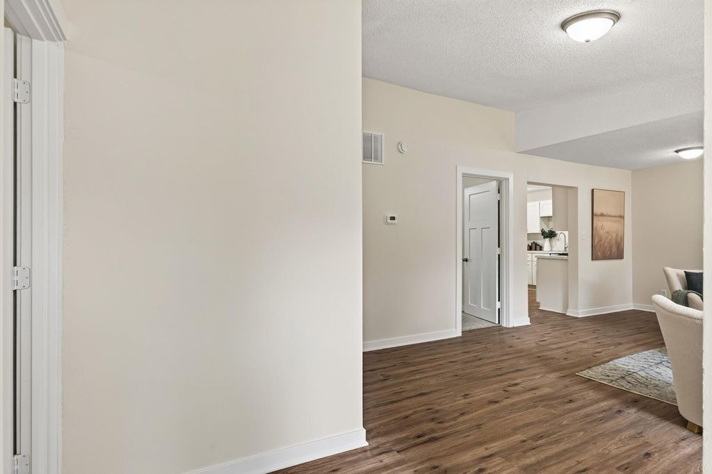 8145 Mount Curve Boulevard, Brooklyn Park, MN 55445 — photo 2