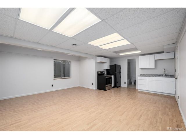 9936 E Hawaii Pl, Aurora, CO 80247