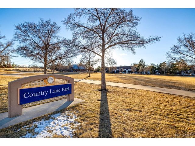 9936 E Hawaii Pl, Aurora, CO 80247