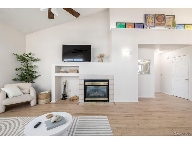 9936 E Hawaii Pl, Aurora, CO 80247