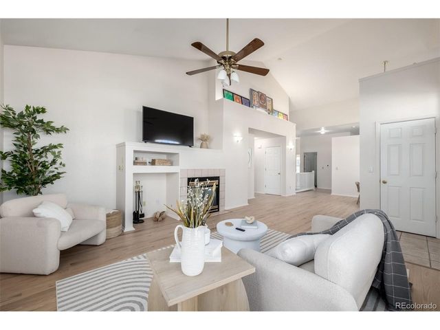 9936 E Hawaii Pl, Aurora, CO 80247