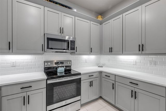 13 NEWHAVEN LANE, Ormond Beach, FL 32174