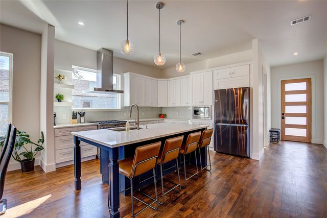 6702 Tyree Street, Dallas, TX 75209