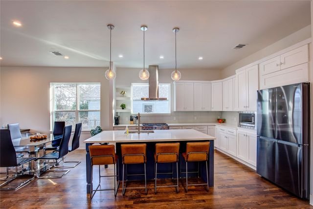 6702 Tyree Street, Dallas, TX 75209