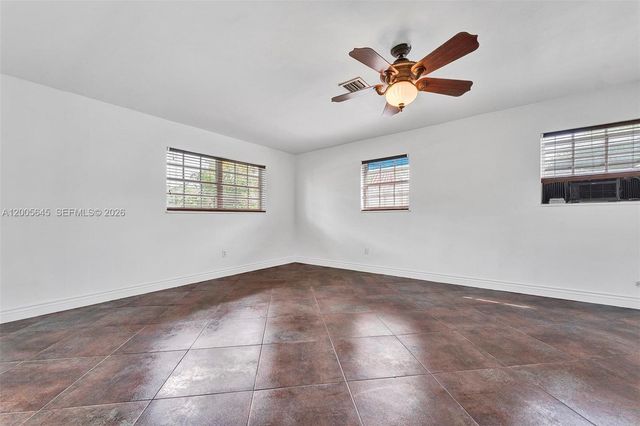 9750 SW 74th St, Miami, FL 33173