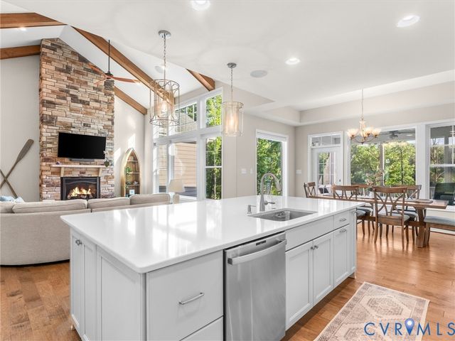 12848 Killycrom Dr, Chesterfield, VA 23838