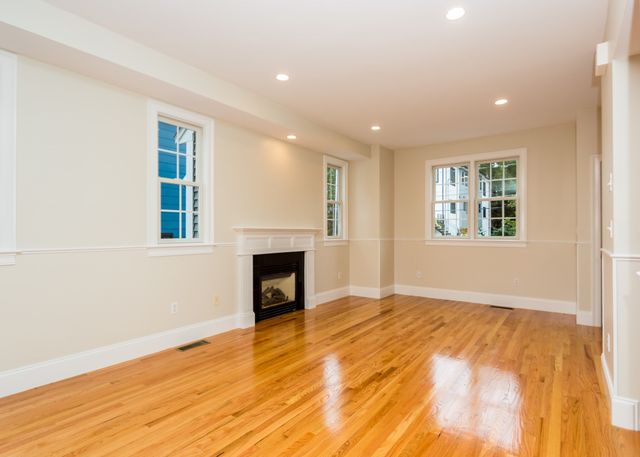 30 Fuller Street 2, Waltham, MA 02453