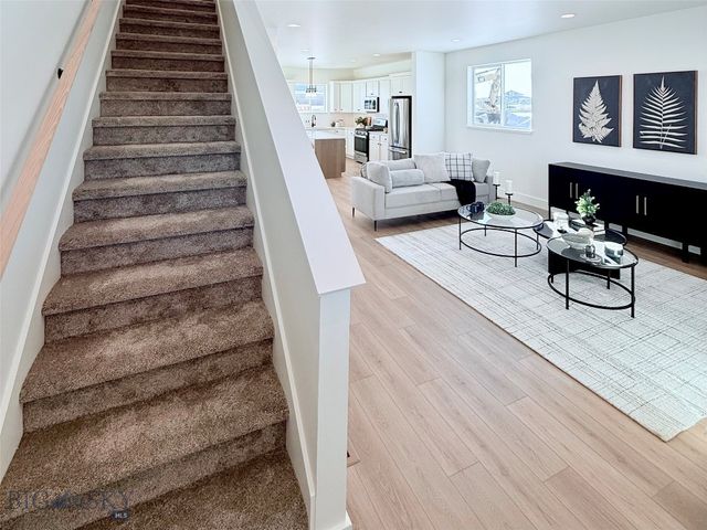 822 Accolade Loop, Belgrade, MT 59714