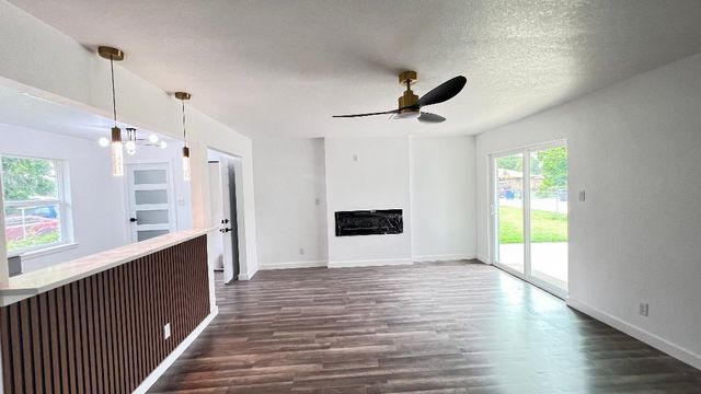 1711 Heather Glen Drive, Dallas, TX 75232