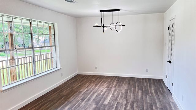 1711 Heather Glen Drive, Dallas, TX 75232