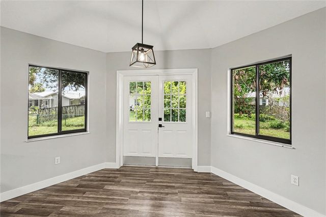 127 Friar Court, Sebastian, FL 32958
