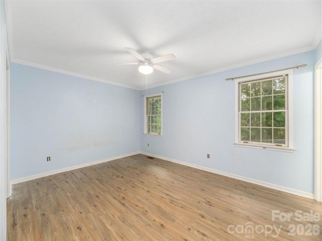209 Trappers Trail, Hendersonville, NC 28739