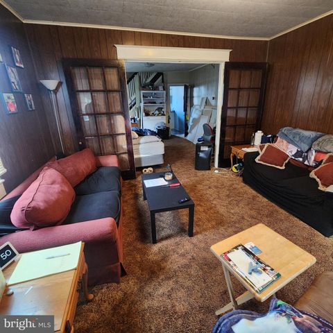 809 W MULBERRY ST, Coal Twp, PA 17866