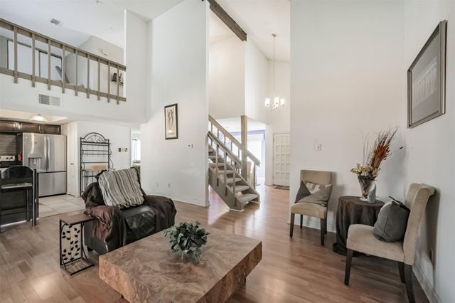 7642 Candlegreen Lane, Houston, TX 77071