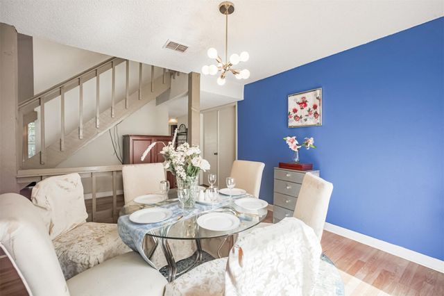 7642 Candlegreen Lane, Houston, TX 77071