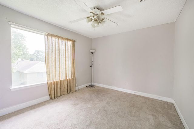 7642 Candlegreen Lane, Houston, TX 77071