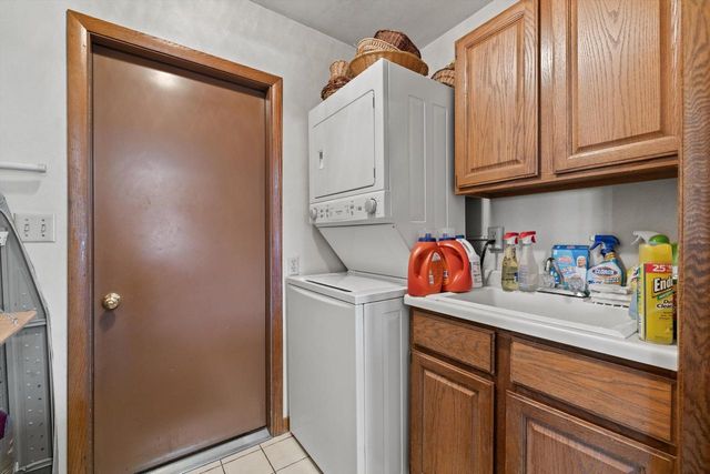 2138 25th AVENUE, Kenosha, WI 53140